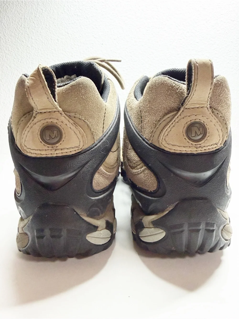 Merrell Refuge Core Mid Waterproof Vibram Sole Hiking Boots Brindle Tan Size 10